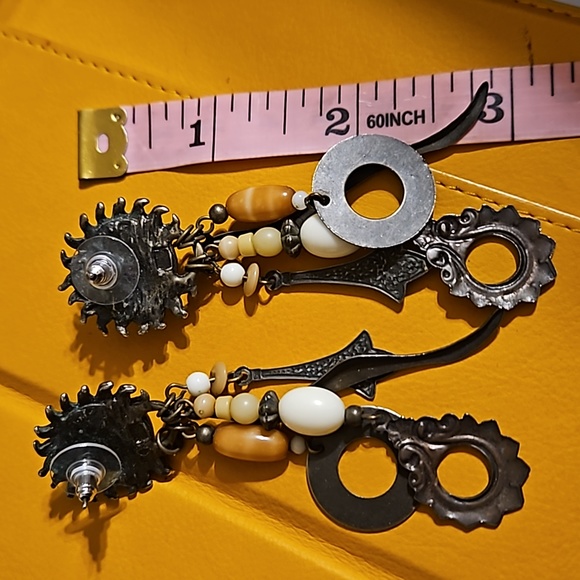 Sun Dangle Earrings  Must look - Picture 7 of 7